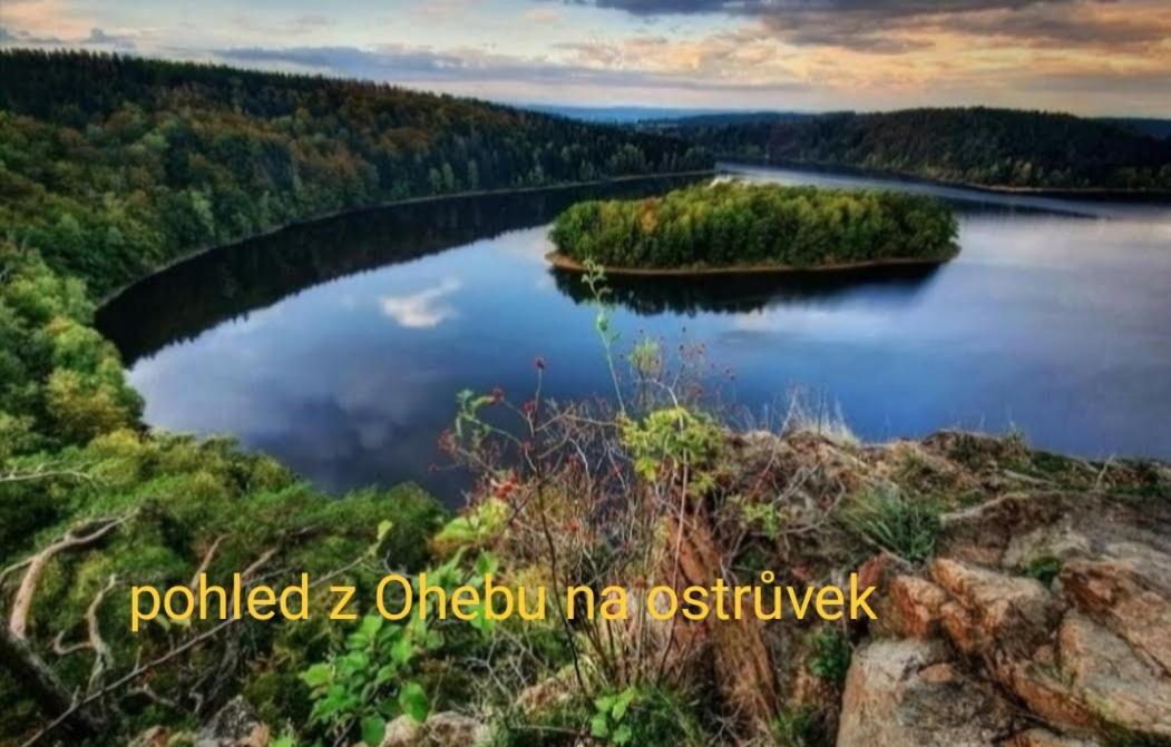 Luxusní Chata Sečanda v Železných horách u Sečské Přehrady Esterno foto